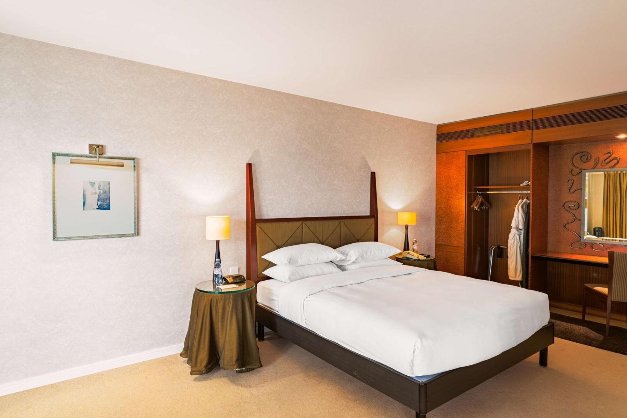 Van Der Valk Hotel Paris Cdg Airport Roissy-en-France Exterior foto
